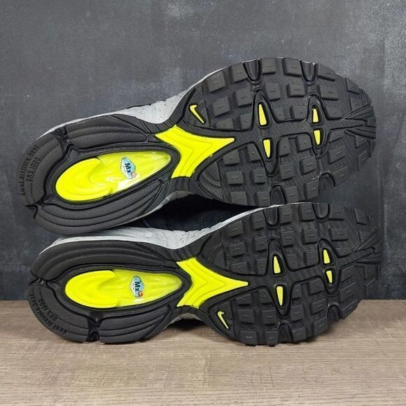 Nike Air Max Tailwind 4 SP Black Ripstop BV1357-002 Women's Size 6 = Youth 4.5 - Picture 6 of 7